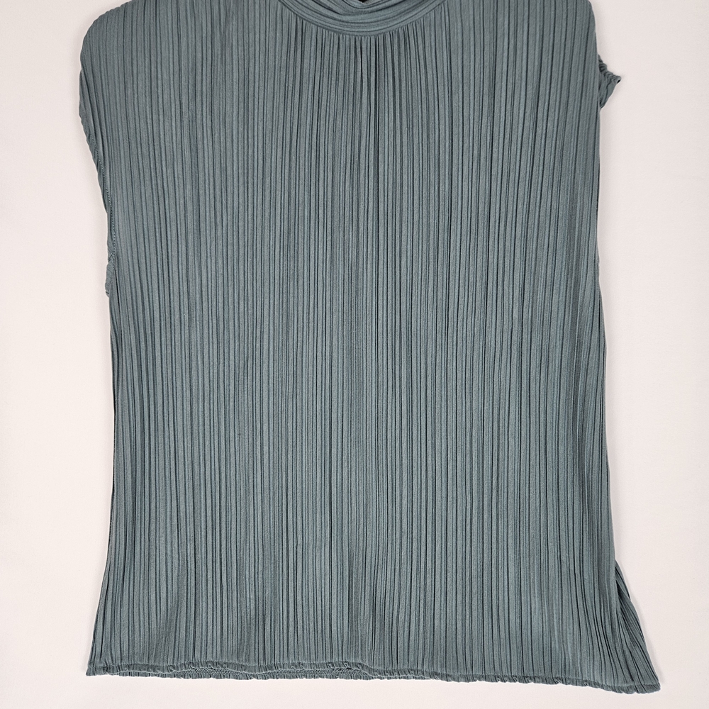 Ann Taylor Factory Green Sleeveless Ribbed Blouse